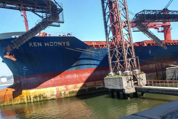 Barco Puerto Servicios Cerfoly
